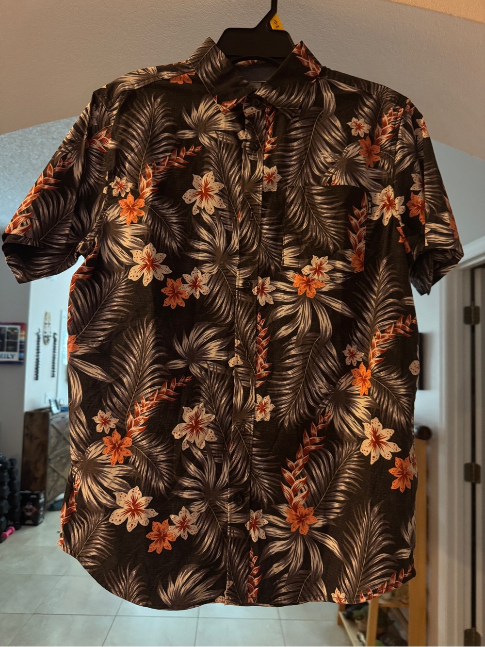 Hurley Sm Black Short-Sleeve Floral Button-Down Shirt with